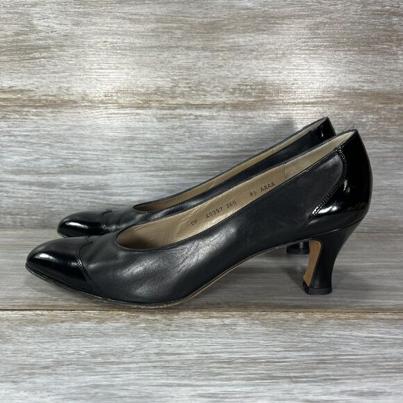 Salvatore Ferragamo Womens Black Leather Slip On Pump Size 8.5 AAAA - Picture 1 of 9